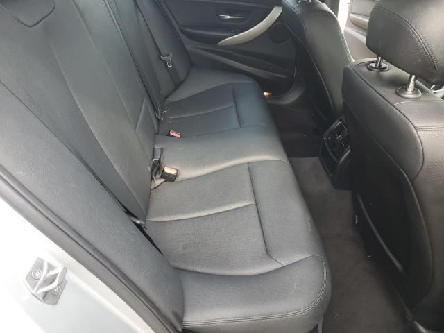 Photo 10 from auction – 2016 BMW 320 I with VIN WBA8E1G57GNT34905
