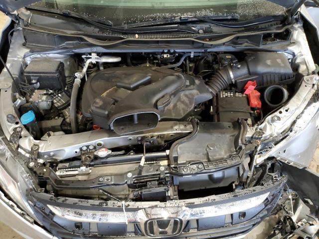 Photo 12 from auction – 2018 HONDA ODYSSEY EX with VIN 5FNRL6H77JB071198
