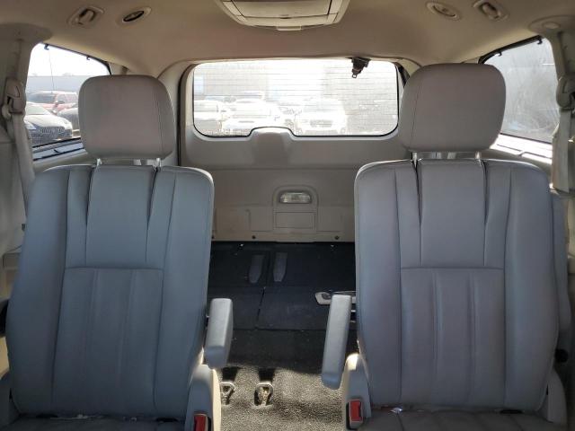 Photo 10 from auction – 2012 CHRYSLER TOWN & COU with VIN 2C4RC1CG5CR383988