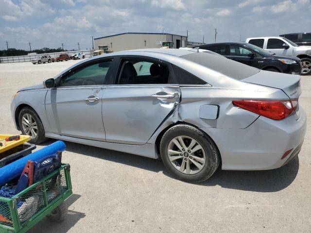Photo 2 from auction – 2014 HYUNDAI SONATA GLS with VIN 5NPEB4AC4EH872756