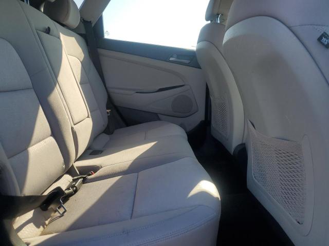 Photo 11 from auction – 2018 HYUNDAI TUCSON SEL with VIN KM8J3CA47JU683142