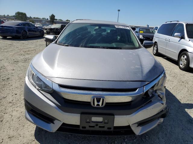 Zdjęcie 5 z aukcji – 2017 HONDA CIVIC EX z VIN 2HGFC2F74HH555902