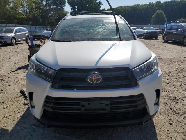 Photo 5 from auction – 2017 TOYOTA HIGHLANDER with VIN 5TDJZRFH6HS513872