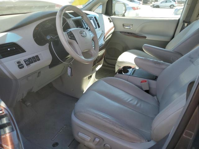 Photo 7 from auction – 2014 TOYOTA SIENNA XLE with VIN 5TDYK3DC1ES458797
