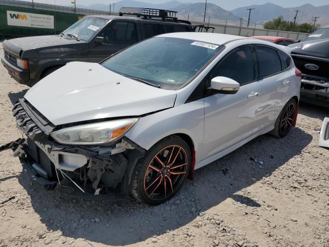 FORD FOCUS ST 2015 with VIN 1FADP3L9XFL342092 - Photo from auction