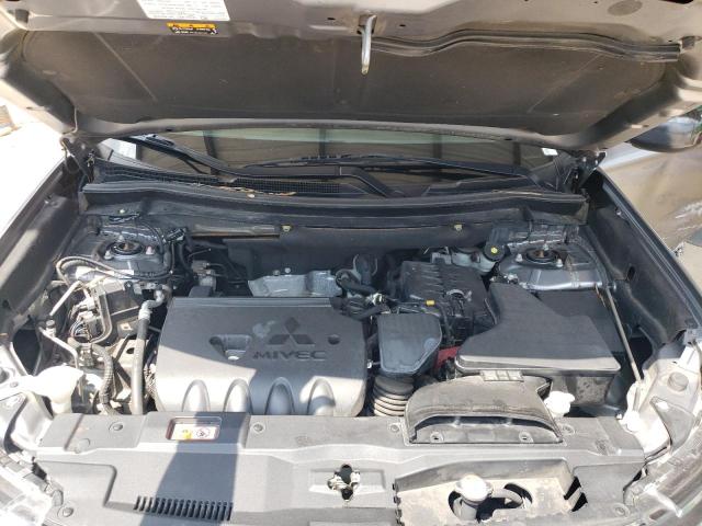 Photo 11 from auction – 2018 MITSUBISHI OUTLANDER with VIN JA4AZ3A33JZ058003