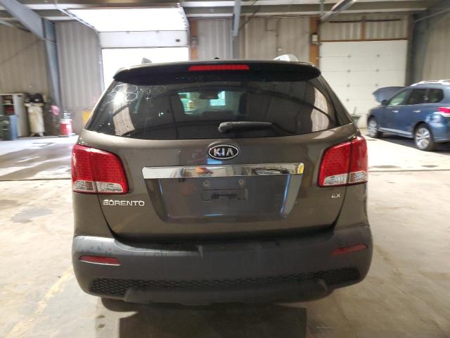 Photo 6 from auction – 2013 KIA SORENTO EX with VIN 5XYKUCA67DG395845