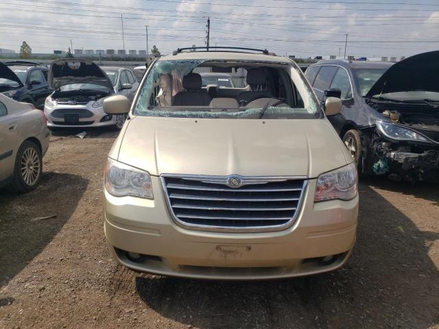 Photo 5 from auction – 2010 CHRYSLER TOWN & COU with VIN 2A4RR8D18AR361251