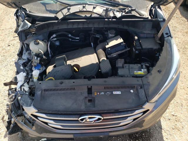 Photo 12 from auction – 2017 HYUNDAI TUCSON SE with VIN KM8J23A49HU260799