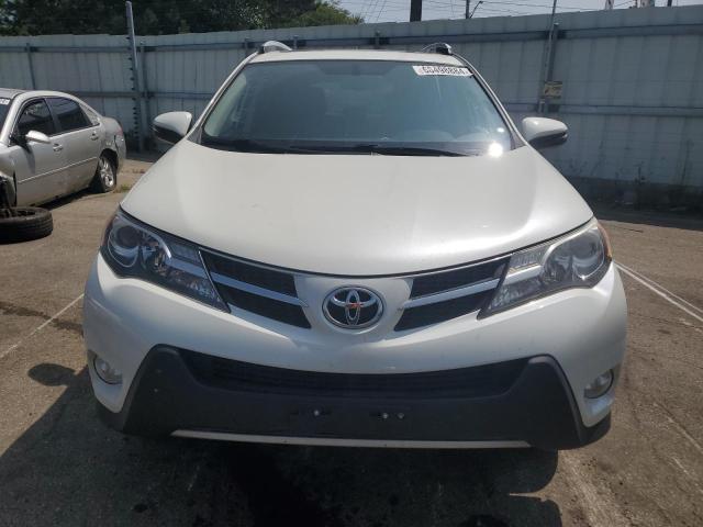 Photo 5 from auction – 2015 TOYOTA RAV4 LIMIT with VIN JTMDFREV7FD174755
