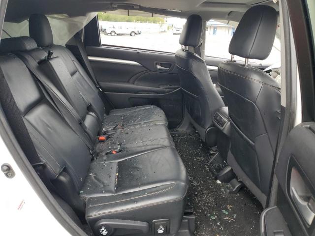 Photo 11 from auction – 2016 TOYOTA HIGHLANDER with VIN 5TDJKRFH2GS276610