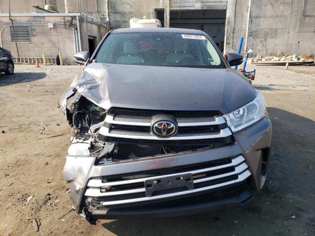 Photo 5 from auction – 2019 TOYOTA HIGHLANDER with VIN 5TDBZRFH9KS999993