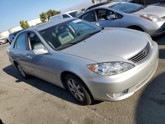 Photo 4 from auction – 2005 TOYOTA CAMRY LE with VIN 4T1BF30K65U613536