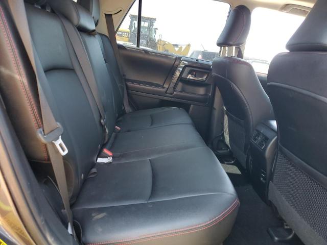 Photo 10 from auction – 2018 TOYOTA 4RUNNER SR with VIN JTEBU5JR3J5550283