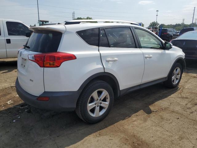 Photo 3 from auction – 2013 TOYOTA RAV4 XLE with VIN JTMWFREV9DD022238