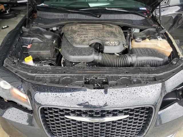 Photo 11 from auction – 2018 CHRYSLER 300 S with VIN 2C3CCABG5JH320727