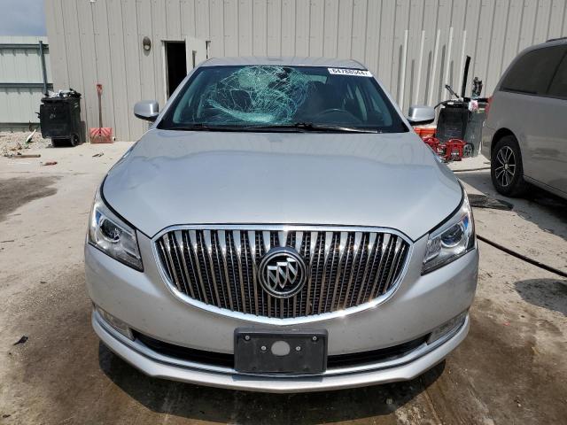 Photo 5 from auction – 2016 BUICK LACROSSE with VIN 1G4GA5G30GF161928