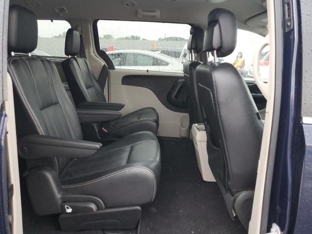 Photo 11 from auction – 2014 CHRYSLER TOWN & COU with VIN 2C4RC1CG0ER463914
