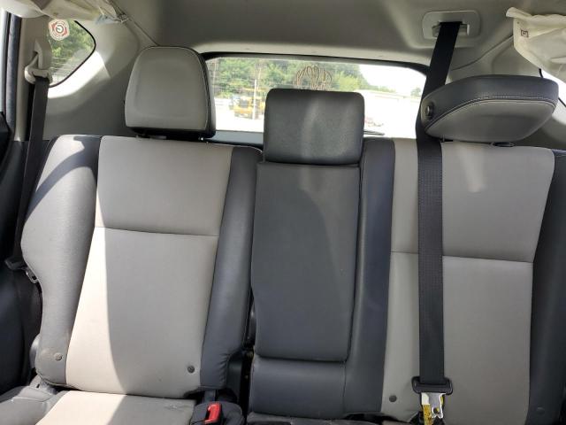 Photo 10 from auction – 2015 TOYOTA RAV4 LIMIT with VIN JTMYFREV7FD075063