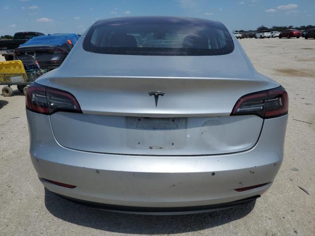 Photo 6 from auction – 2018 TESLA MODEL 3 with VIN 5YJ3E1EA5JF034718