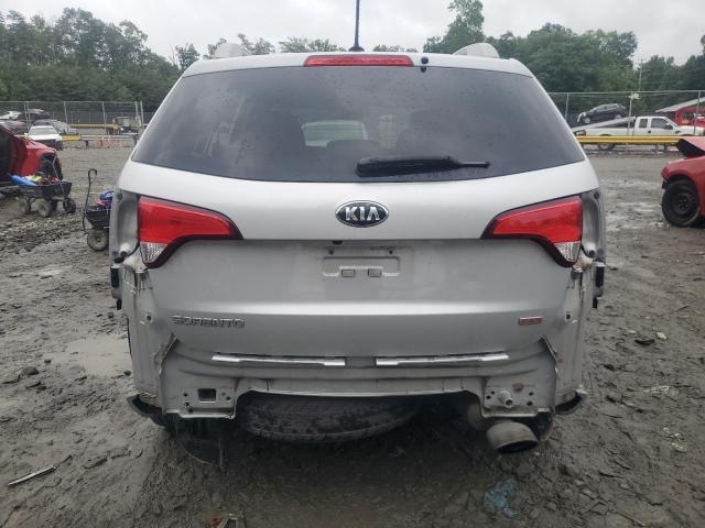 Photo 6 from auction – 2015 KIA SORENTO LX with VIN 5XYKTCA63FG584742