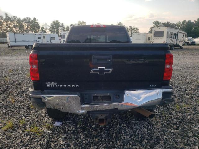 Photo 6 from auction – 2018 CHEVROLET SILVERADO with VIN 1GC1KWEG3JF240956