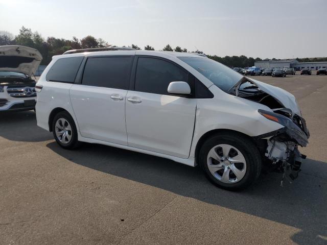 Photo 4 from auction – 2015 TOYOTA SIENNA SPO with VIN 5TDXK3DC6FS615589