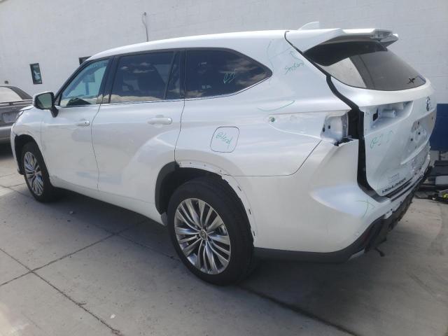 Photo 2 from auction – 2024 TOYOTA HIGHLANDER with VIN 5TDEBRCH3RS623726