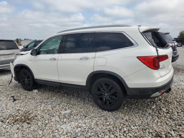 Photo 2 from auction – 2017 HONDA PILOT ELIT with VIN 5FNYF6H06HB028018