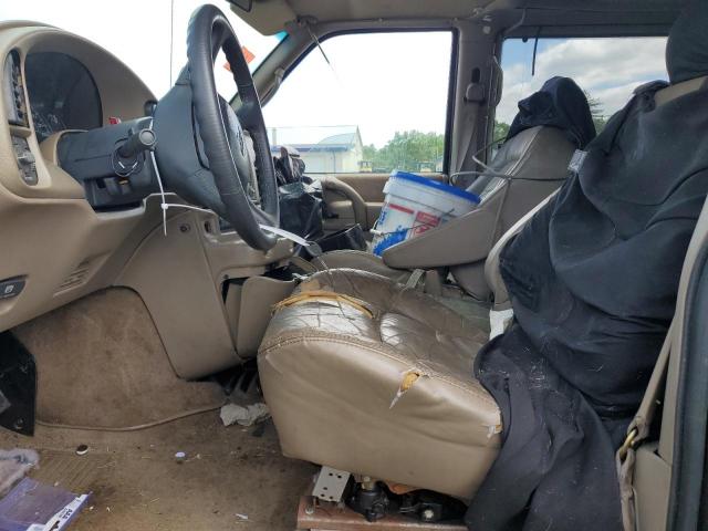 Photo 7 from auction – 2000 CHEVROLET ASTRO with VIN 1GNEL19W0YB139904