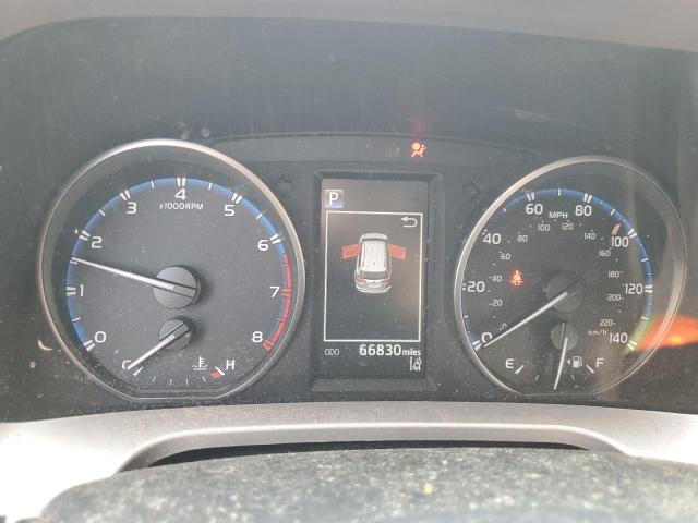 Photo 9 from auction – 2018 TOYOTA RAV4 LE with VIN JTMBFREV3JJ724860