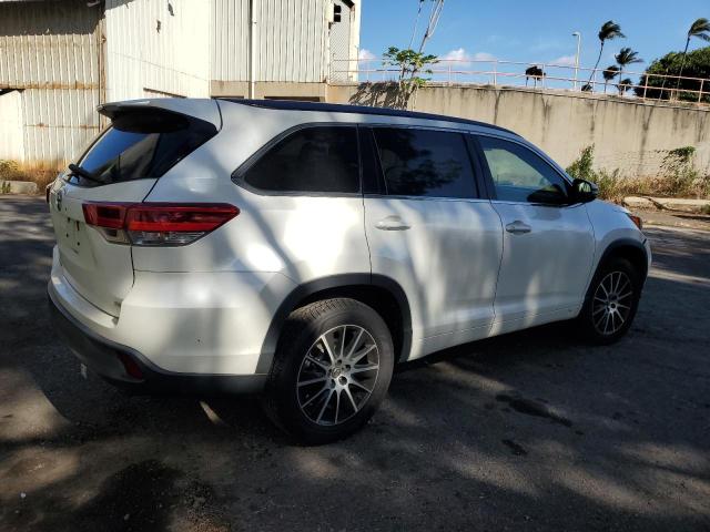 Photo 3 from auction – 2017 TOYOTA HIGHLANDER with VIN 5TDKZRFH0HS219436