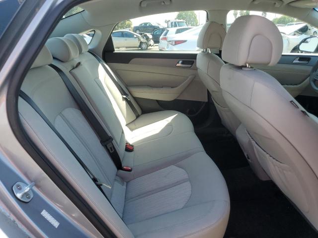 Photo 10 from auction – 2016 HYUNDAI SONATA HYB with VIN KMHE24L17GA036697