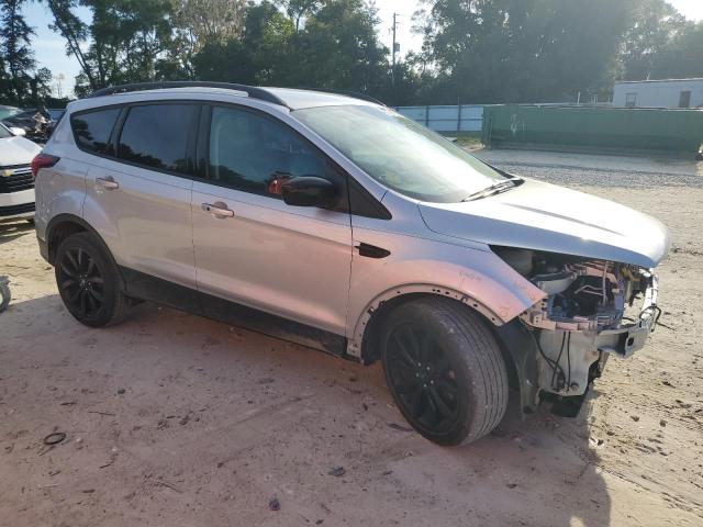 Photo 4 from auction – 2019 FORD ESCAPE SE with VIN 1FMCU0GD3KUA07025