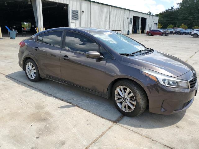 Photo 4 from auction – 2017 KIA FORTE LX with VIN 3KPFL4A7XHE126454