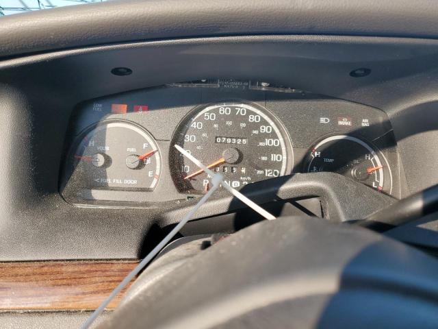Photo 9 from auction – 2004 FORD CROWN VICT with VIN 2FAFP73W64X182718