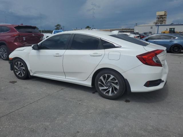 Photo 2 from auction – 2018 HONDA CIVIC EX with VIN 19XFC2F79JE020225