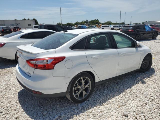 Photo 3 from auction – 2013 FORD FOCUS SE with VIN 1FADP3F21DL331512