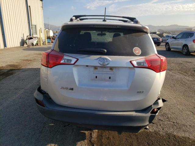Photo 6 from auction – 2015 TOYOTA RAV4 XLE with VIN JTMWFREV4FJ033653