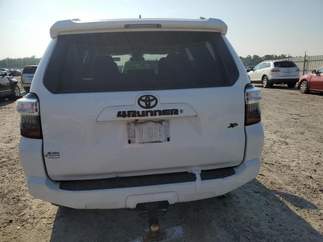 Photo 6 from auction – 2016 TOYOTA 4RUNNER SR with VIN JTEZU5JR3G5111348