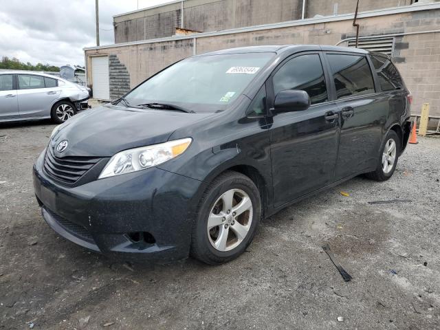 TOYOTA SIENNA 2017 with VIN 5TDZZ3DC4HS870992 - Photo from auction