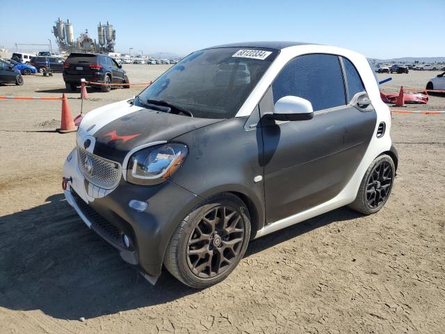 SMART FORTWO 2016 with VIN WMEFJ5DA9GK077148 - Photo from auction