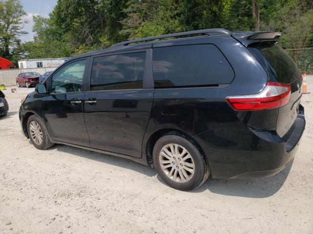 Photo 2 from auction – 2017 TOYOTA SIENNA XLE with VIN 5TDYZ3DC8HS900684