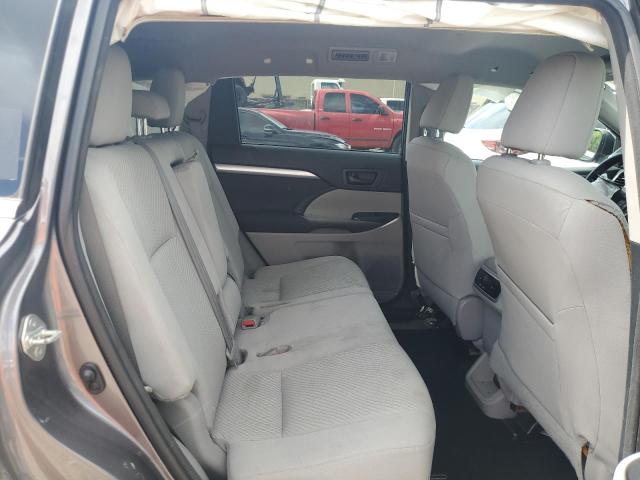 Photo 11 from auction – 2015 TOYOTA HIGHLANDER with VIN 5TDZARFH5FS012270