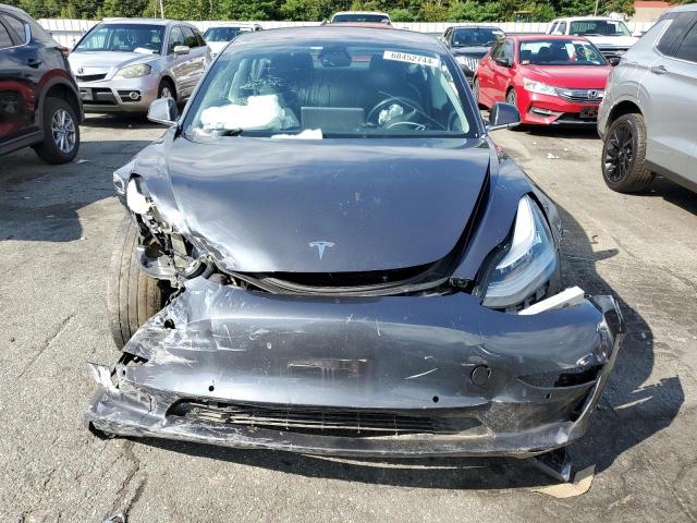 Photo 5 from auction – 2018 TESLA MODEL 3 with VIN 5YJ3E1EB8JF119030