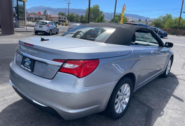 Photo 4 from auction – 2013 CHRYSLER 200 TOURIN with VIN 1C3BCBEB5DN592322