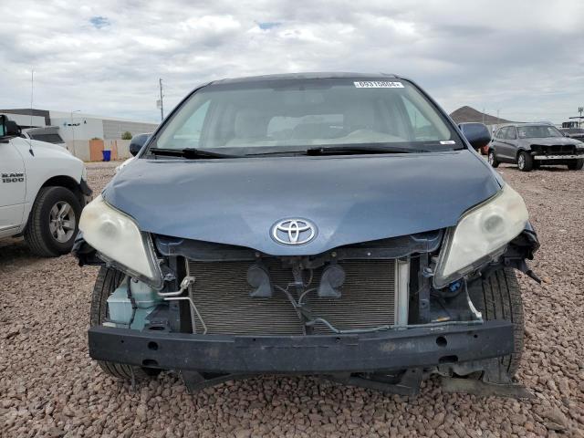 Photo 5 from auction – 2013 TOYOTA SIENNA XLE with VIN 5TDYK3DC1DS348248