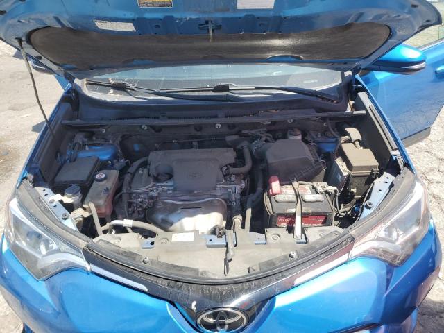 Photo 12 from auction – 2017 TOYOTA RAV4 XLE with VIN JTMWFREV1HJ145541