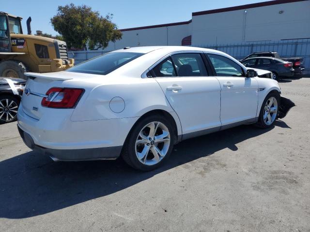 Photo 3 from auction – 2011 FORD TAURUS SHO with VIN 1FAHP2KT4BG165597