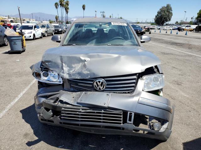 Photo 5 from auction – 2005 VOLKSWAGEN PASSAT GLX with VIN WVWTU63B95E085836